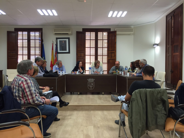 L'Àrea d'Assessorament Municipal reuneix als alcaldes de La Ribera per a informar de les seues funcions