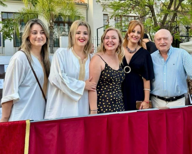 Enguix anuncia que les ajudes per a les comparses de Moros i Cristians es podran sol·licitar a partir de setembre