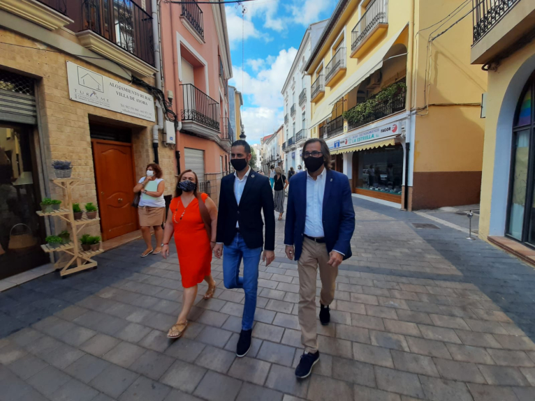 El vicepresident Carlos Fernández Bielsa visita les obres de la Diputació a la Vall d’Ayora-Cofrentes