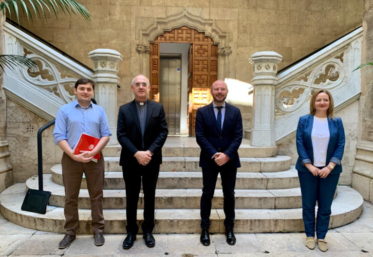La Diputació de València ayudará a Cáritas con 250.000 euros para contribuir en proyectos con colectivos vulnerables tras la pandemia