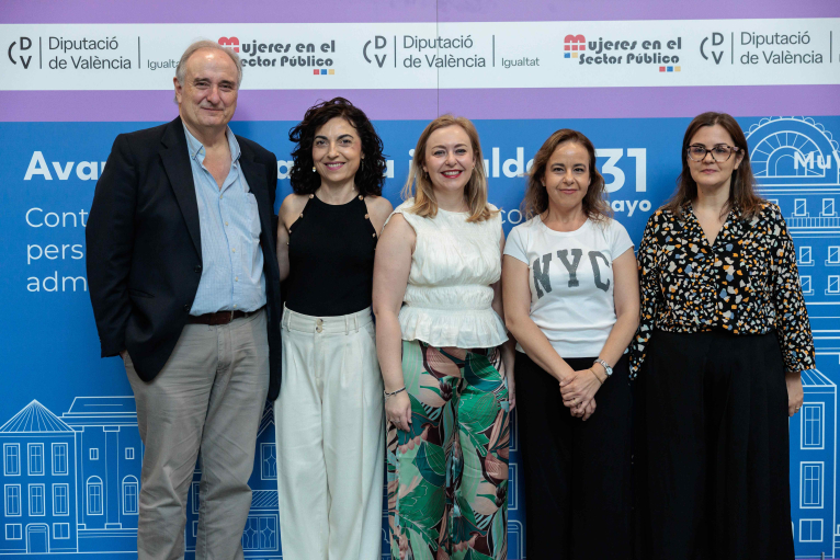 Enguix insta a responsables y personal técnico de los ayuntamientos a proyectar municipios igualitarios e inclusivos