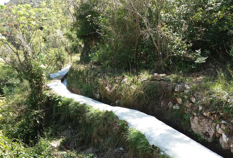 Millares rehabilita su red de acequias de riego con ayuda de la Diputació 