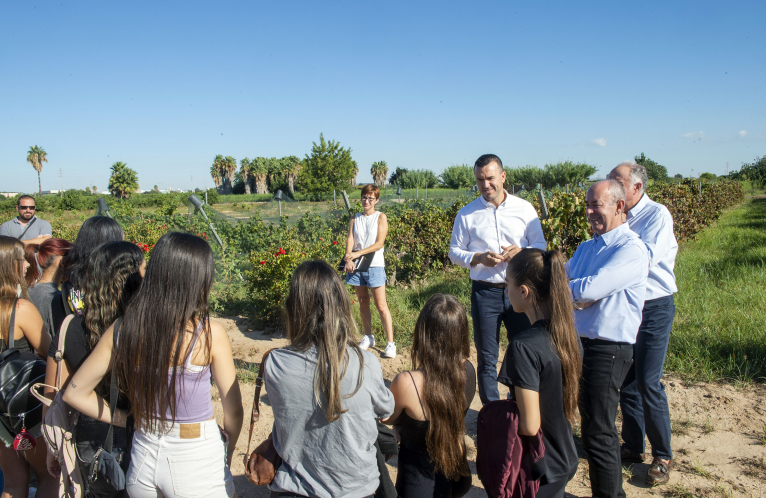 Mompó obri el curs a l'Escola de Capatassos Agrícoles de la Diputació i avança noves inversions en formació