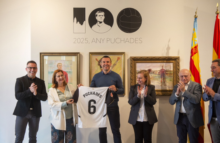 La Diputació i la Fundació València CF commemoren l'Any Puchades amb una mostra itinerant sobre la llegenda xe