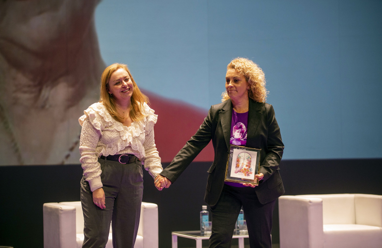 Raquel Orantes: “Nuestro cometido desde que mi padre asesinó a mi madre es honrar la memoria de las mujeres que no tienen voz”
