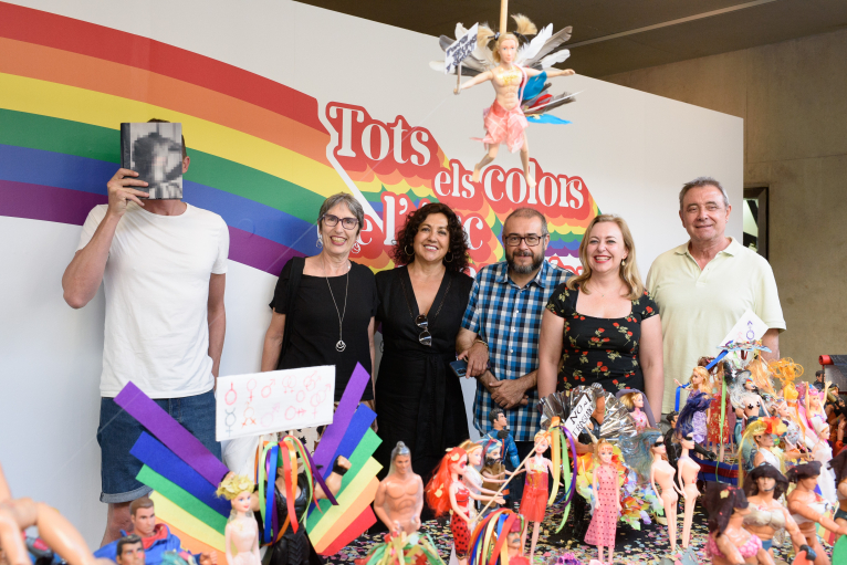 Enguix assenyala que "una societat diversa és una societat millor" en l'obertura de la mostra del MuVIM sobre l'Orgull
