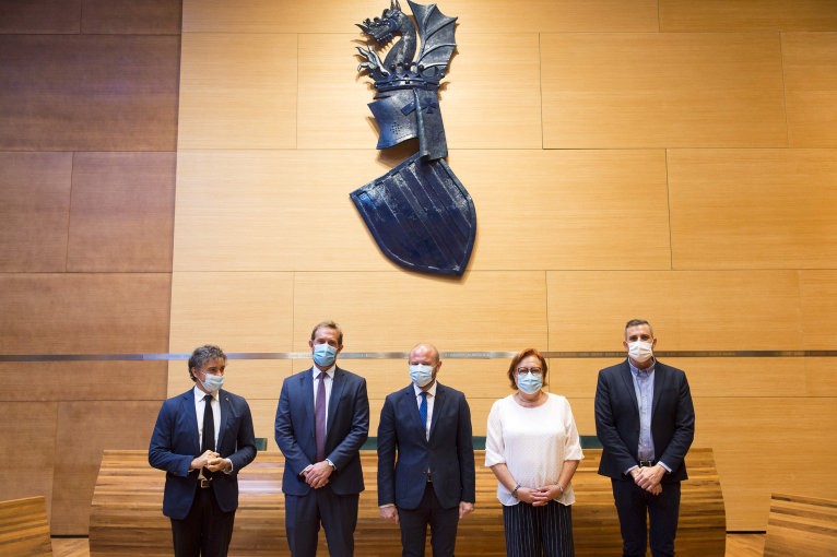 La Diputació acoge la reunión entre los representantes del sector turístico provincial y el secretario de Estado