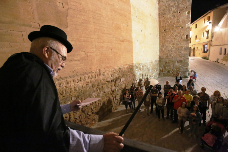Ontinyent mostrarà els tresors artístics de la Diputació en una visita guiada nocturna