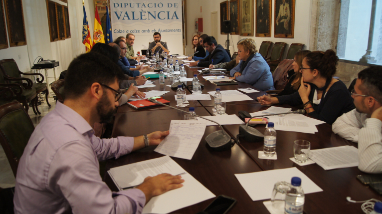 Jaramillo se reúne con doce municipios para profundizar en la transparencia de las administraciones locales