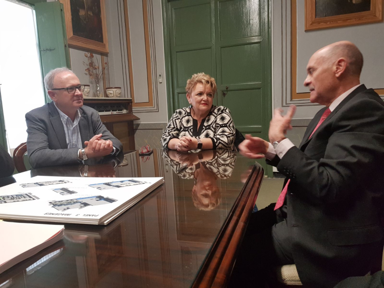 Carcaixent inicia las obras de los dos nuevos centros de día y rehabilitación con ayuda de la Diputació   
