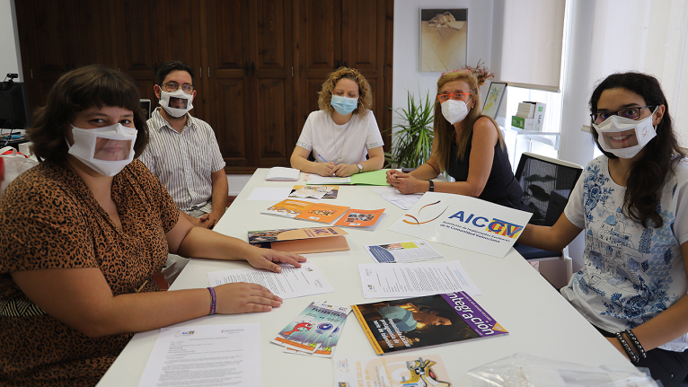 L'àrea de Benestar de la Diputació estudiarà projectes de col·laboració amb l'Associació d'Implantats Coclears