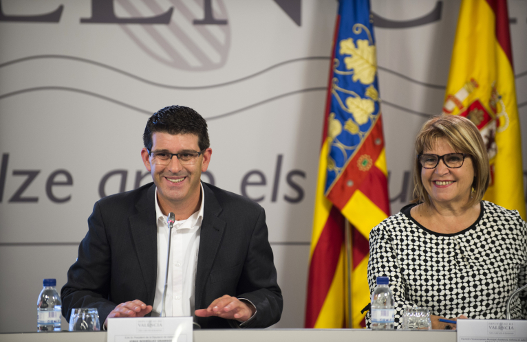 Los colegios de abogados responden a 3.700 casos de mediación familiar e hipotecaria con ayuda de la Diputació