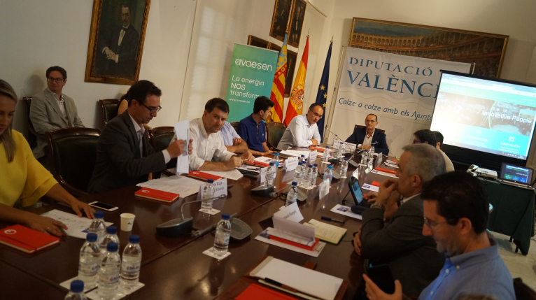 La Diputación impulsa la eficiencia energética y la reducción de residuos en los ayuntamientos valencianos