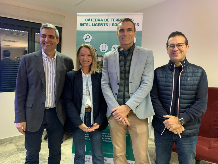 La Diputació de València y la UV crean una cátedra para impulsar la transformación digital en el entorno rural de la provincia