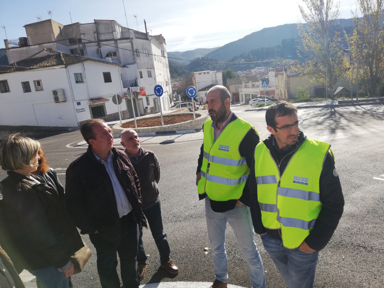 La Diputació de València y AVAESEN entregan la guía Smart City a nueve nuevos municipios valencianos