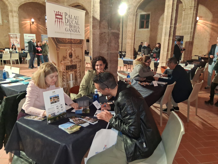 La Diputació de València presenta l'oferta turística de la província a prop de 300 professionals d'agències de viatges