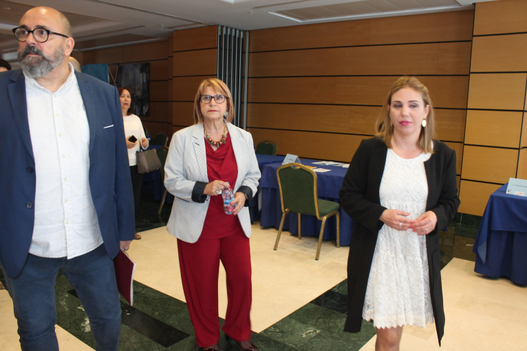 La Diputació lleva su plan de empleo para mayores de 55 años al primer Fòrum Ocupa’t d’Alfafar 