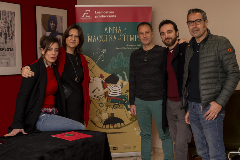 El Escalante estrena la obra de ciencia ficción ‘Anna i la màquina del temps’  
