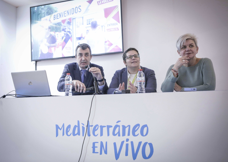 Les etapes valencianes de la Volta recorren Fitur amb l'essència del ciclisme com a revulsiu turístic