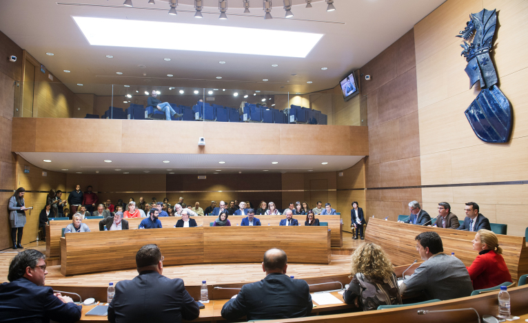 Cerca de 200 entidades locales reciben asistencia técnica de los colegios profesionales con subvenciones de la Diputación