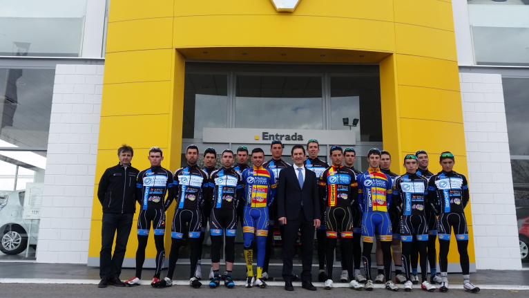Els sub-23 de ciclisme València, Terra i Mar es concentren a Benidorm