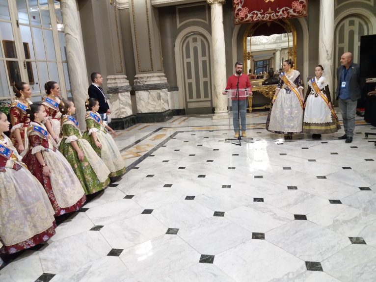Es presenta el vídeo Viu les Falles!