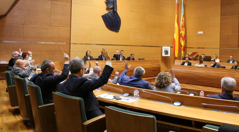 La Diputació de València aprova uns comptes realistes per a 2024 que recullen els reptes i necessitats dels municipis