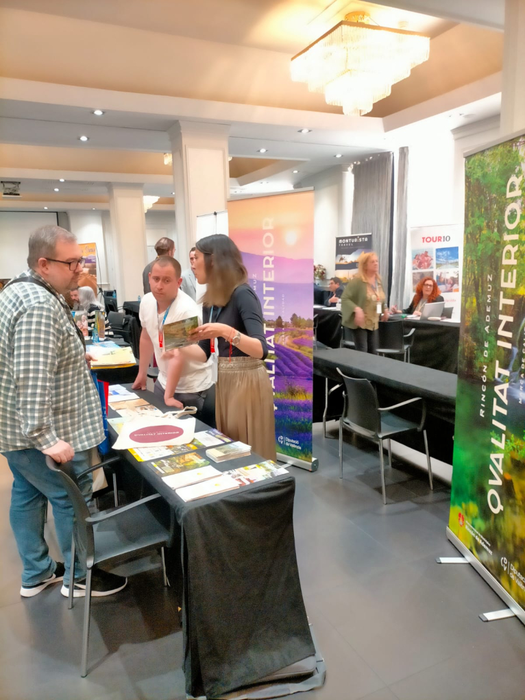 La Diputació de València presenta a Amsterdam l'oferta turística de la província als professionals del sector