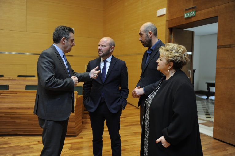El presidente de la Diputació de València recibe al de Girona en acto institucional