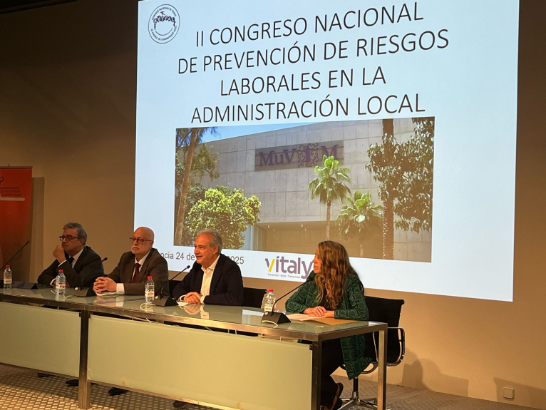 La Diputació reivindica la importància de la prevenció de riscos laborals durant el congrés nacional celebrat en el MuVIM