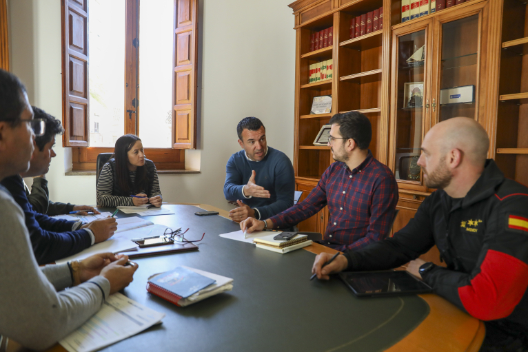 La Diputació de València intensifica els treballs de retirada de fang en Catarroja