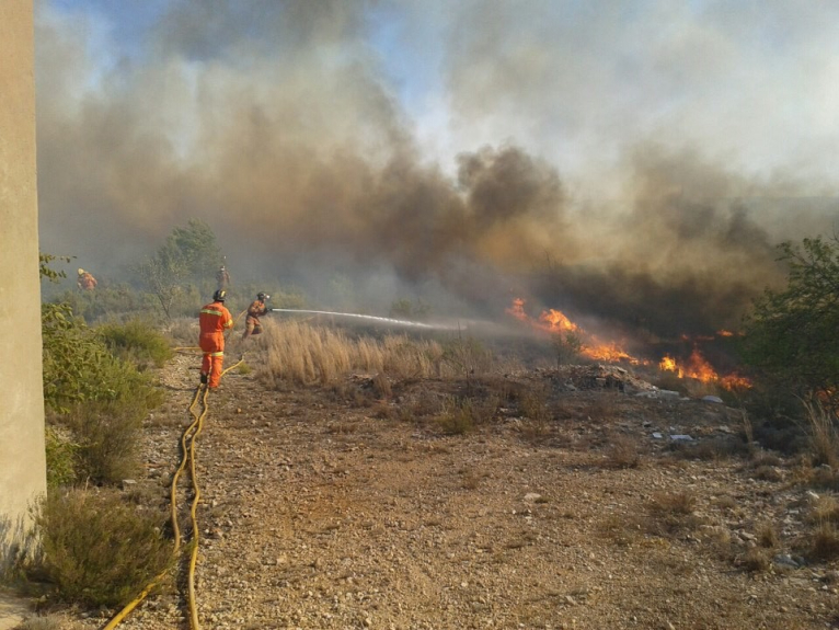 La Diputación de Valencia refuerza los servicios de bomberos y brigadas para la campaña forestal