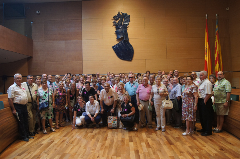 Un centenar de vecinos de Llocnou de Sant Jeroni y Potries visitan la Diputación de Valencia