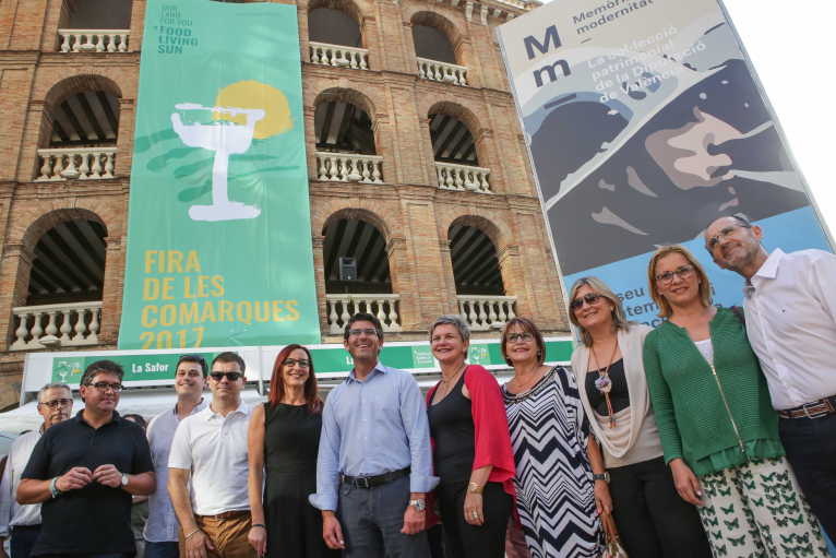 La Fira de les Comarques abre sus puertas en la Plaza de Toros de València con música, arte, gastronomía y turismo activo