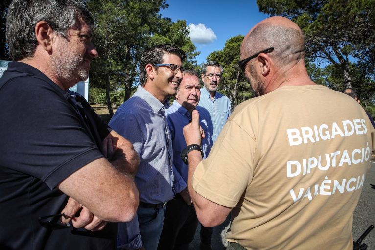El Consorcio de Bomberos asume la dirección operativa de las brigadas forestales de la Diputación de Valencia  