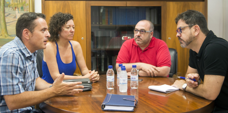 Emili Altur se reúne con representantes de Alzira para colaborar en la promoción económica