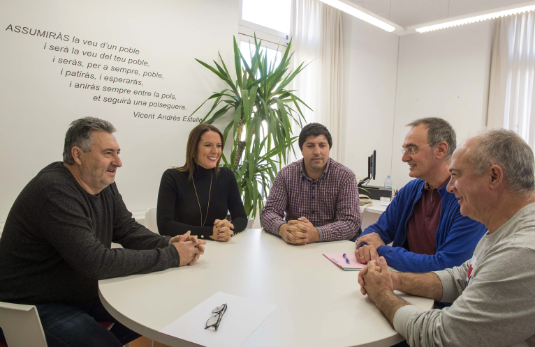 La diputada de Asistencia a Municipios recibe a los representantes de la Mancomunidad del Rincón de Ademuz