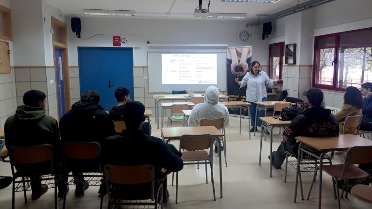 La Diputació i la Unió de Professionals i Treballadors Autònoms fomenten  l’empreniment per a lluitar contra la despoblació