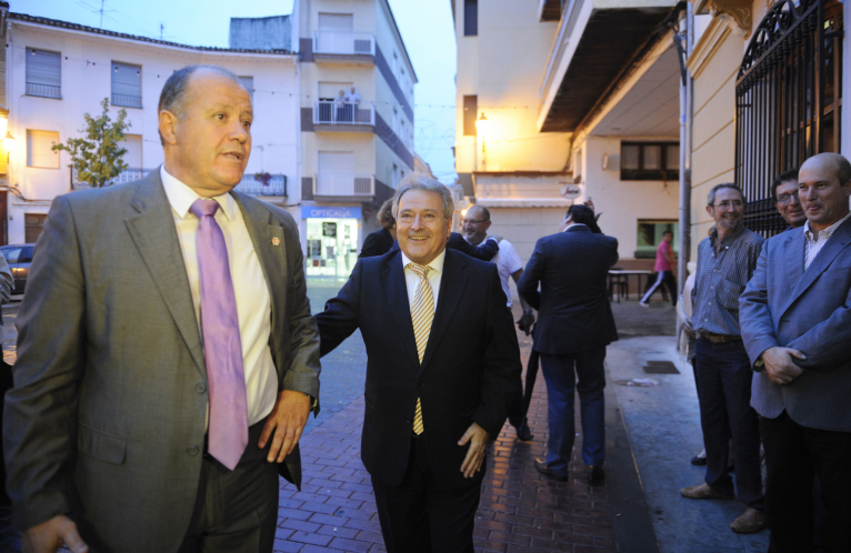 Rus inaugura la plaça de la Diputació de Benigànim