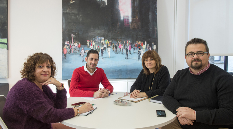 El diputat de Projectes Europeus, Carlos Fernández Bielsa, es reuneix amb alcaldes de la Ribera per a parlar dels fons FEDER