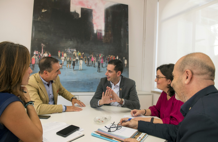L'Associació de Municipis del Parc Natural del Túria presenta un projecte de sostenibilitat del riu a la Diputació