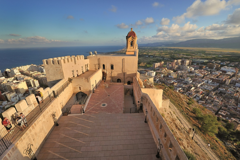 Cullera presenta l’etapa de La Vuelta amb eixida des del municipi 