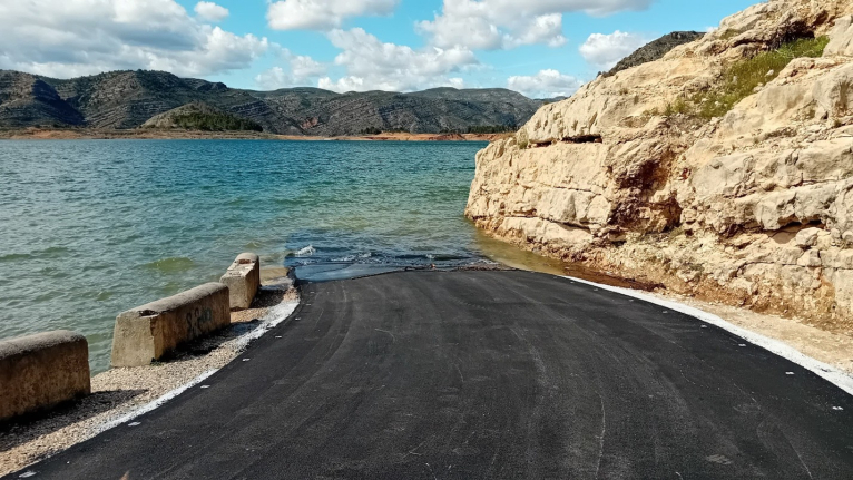 Finalizan las obras de mejora de firme de la antigua carretera CV-541, dentro del término municipal de Tous