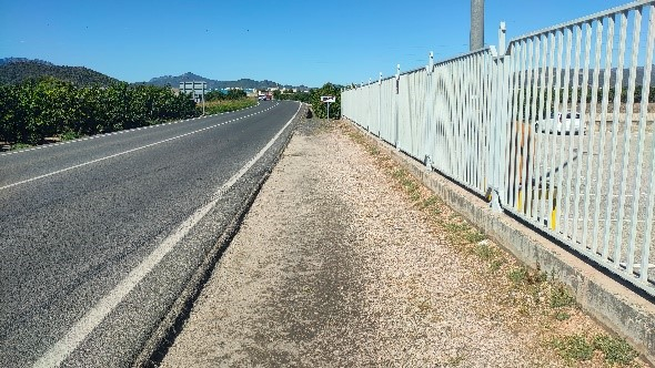 Comienzo de las obras de construcción de un nuevo itinerario ciclopeatonal entre Piles y el polígono industrial de L'Alqueria de la Comtessa