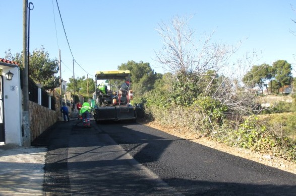 La Diputación acondiciona 19 calles y caminos de la Hoya de Buñol - Chiva