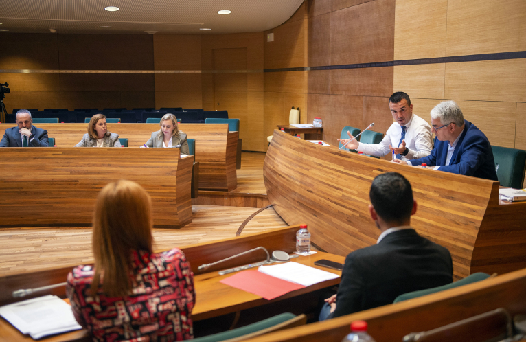 La Diputación constituye la comisión para analizar su gestión tras la dana y avanzar en buenas prácticas y prevención
