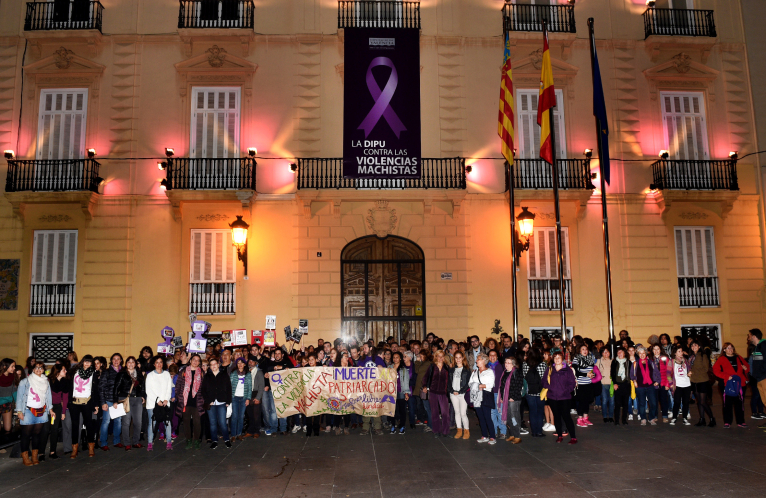 Concentración en Valencia antes de viajar a Madrid para la Marcha Estatal contra las Violencias Machistas