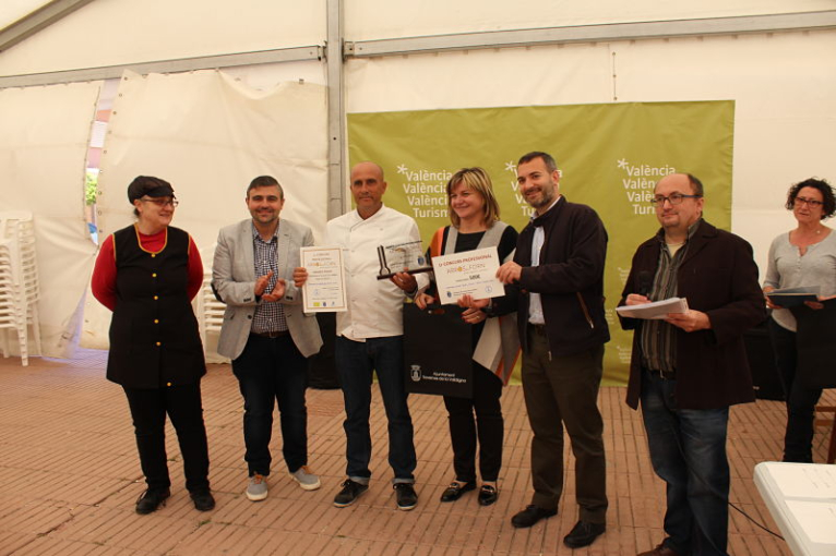Bernardo Andrés Bofí gana el I Concurso Profesional de Arroz al Horno de Tavernes de Valldigna