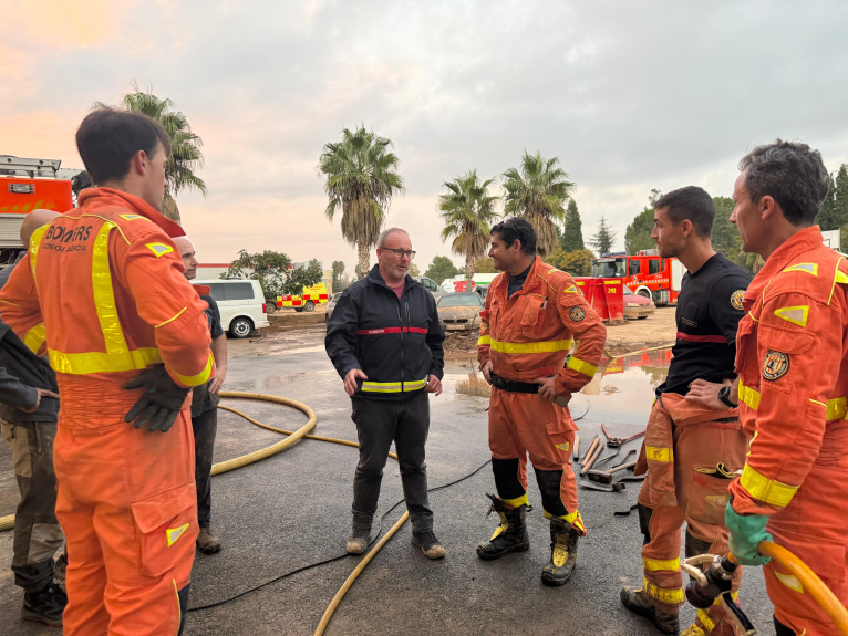 Los Bomberos de la Diputació activan una actuación urgente para paliar daños de la DANA en sus parques, flota, herramientas y vestuario