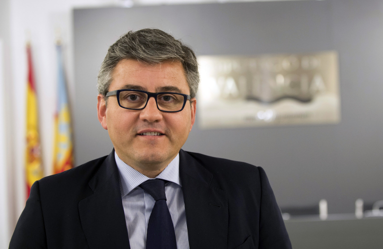 Grau anuncia més música, més pirotècnia i més teatre en valencià per al 2015